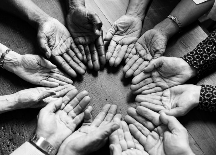 14 Initiatives Interconfessionnelles pour la Paix Mondiale