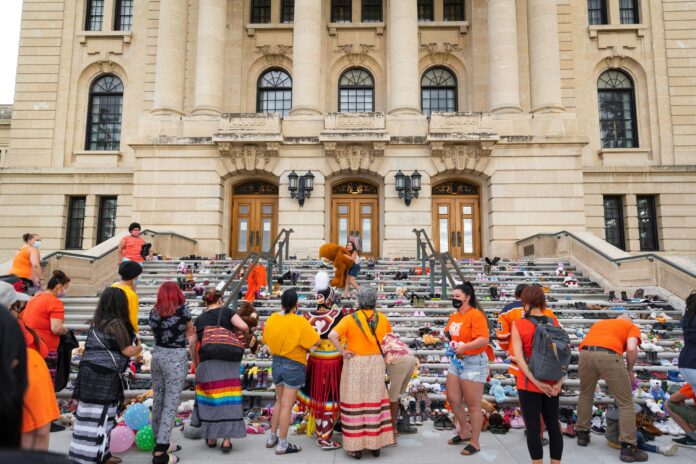 17 Initiatives de vérité et réconciliation pour la paix mondiale