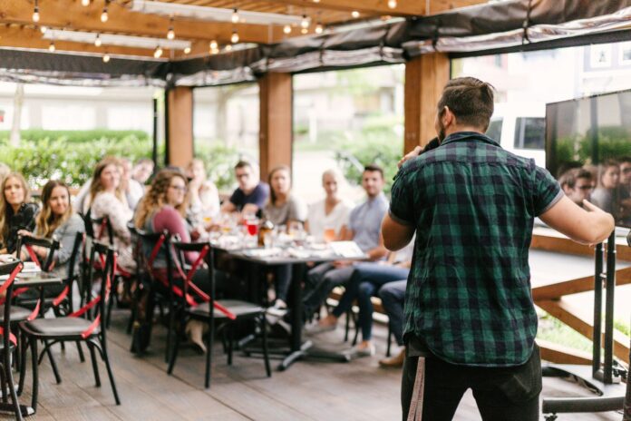 Hubs d'apprentissage pour la paix : Guide pratique et impact